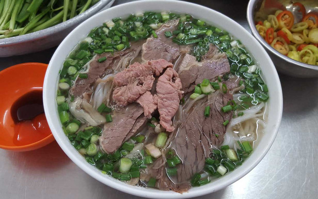 Hùng Hương - Cơm, Cháo & Phở