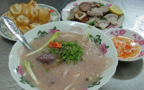 Cháo Lòng Tiết Canh - Văn Miếu