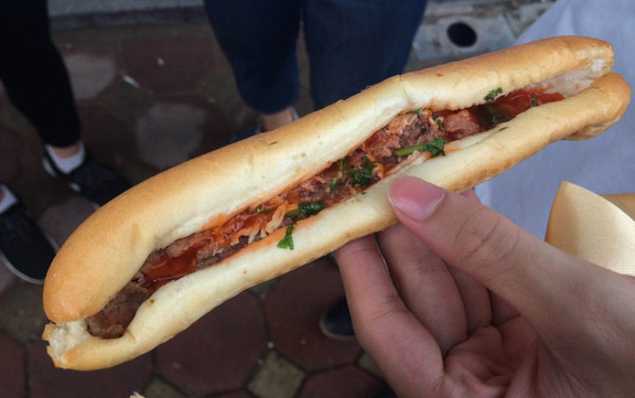 Bánh Mì Hoa Lan