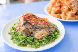 Đầu cá lóc