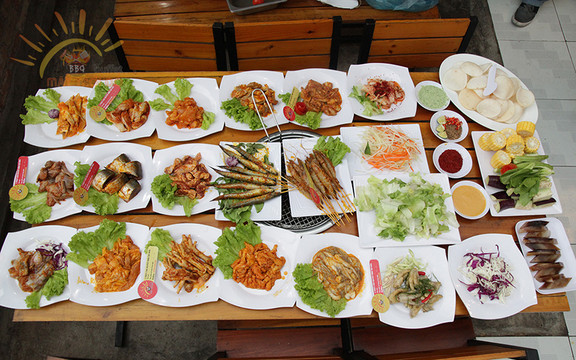 Mặt Trời Đỏ - Buffet BBQ