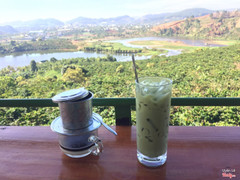 Arabica sữa nóng và Matcha sữa đá