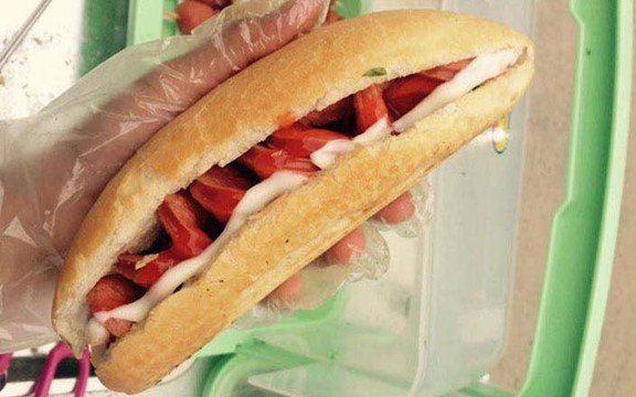 Bánh Mì Bạn Nâu