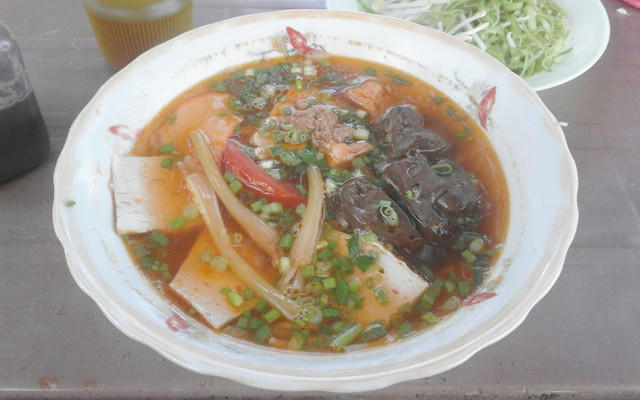 Bún Riêu Vỉa Hè