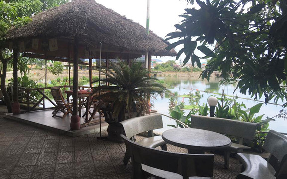 Hai Trí - Nhà Hàng Sân Vườn