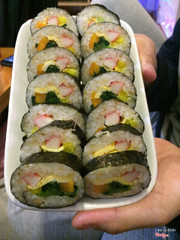 Kimbab thanh cua