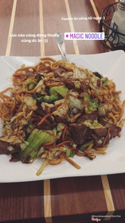 Mì udon xào bò
