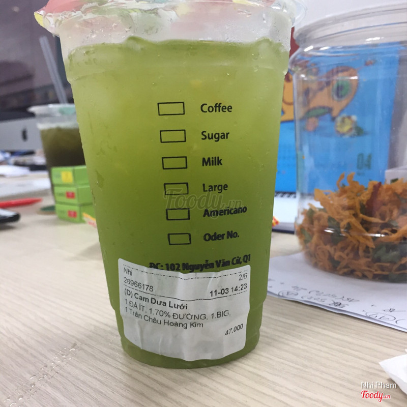 Có order thêm trân châu! Mà hút hoài không thấy!!!Cam dưa lưới nghĩ là dưa lưới tươi nhưng không ngờ là siro
