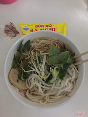 Bún bò tô nhỏ