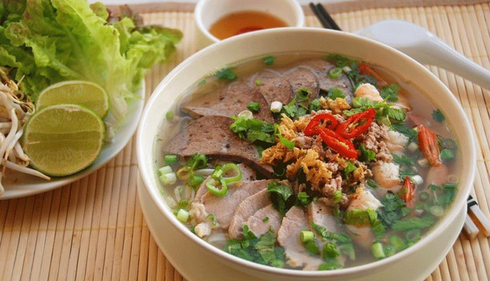 Minh Tiến Quán - Hủ Tiếu Mì Bình Dân
