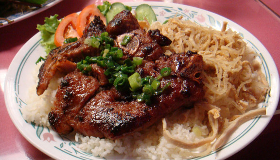 Hòa Phát - Cơm Bình Dân