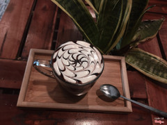 Đồ uống ngon , rẻ . Nhân viên phục vụ nhiệt tình . Sẽ ủng hộ dài dài