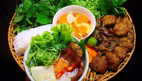 Dung Tuấn - Bún Chả & Bún Nem - Số 85 Láng Hạ