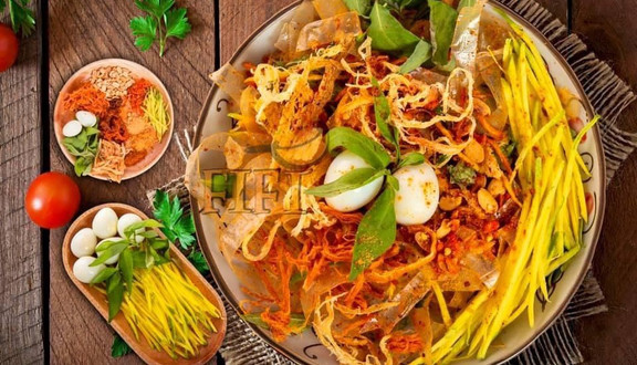 Ăn Vặt Su Heo - Mỳ Trộn Tóp Mỡ & Chân Gà Sả Tắc