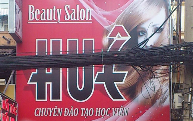 Huệ Beauty Salon - Cách Mạng Tháng 8