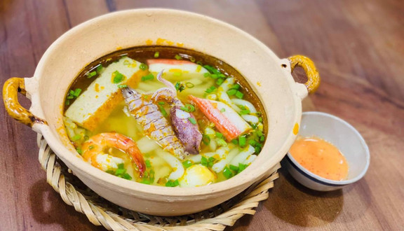 Bánh Canh Hải Sản Hàng Xanh