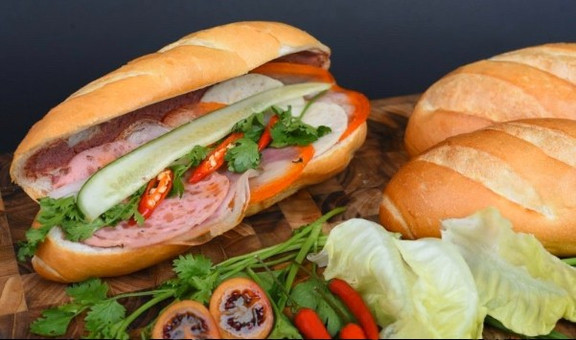 Bánh Mì Sài Gòn Chị Quyên - Nguyễn Công Trứ