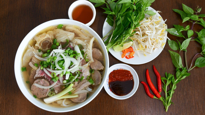 Tiệm Bún Bò & Bò Kho - Khu Phố 4