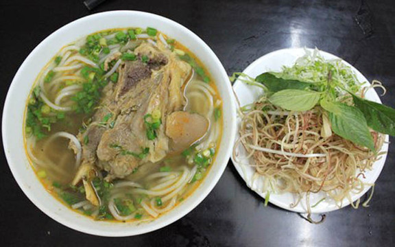 Bún Hương - Phạm Tứ