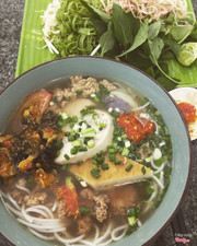 bún riêu ốc chả 