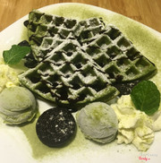 waffle trà xanh