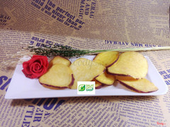 khoai lang Nhật có vỏ không đường. Giá: 200.000/kg