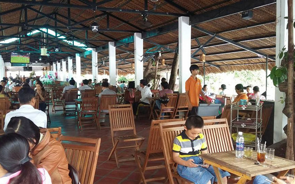 Bờ Hồ Cafe