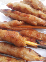 nem nướng 6k 1 cây