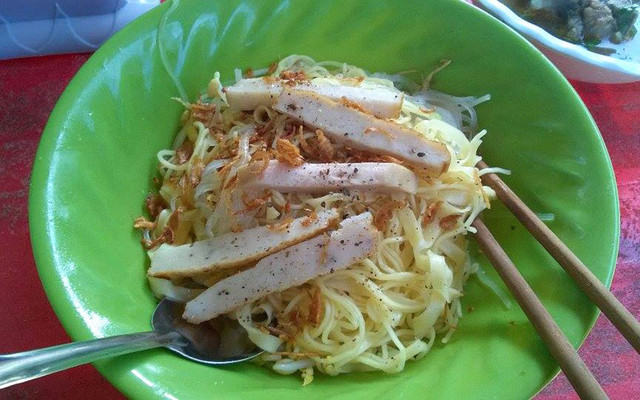 Điểm Tâm Cô Năm - Hủ tiếu & Mì