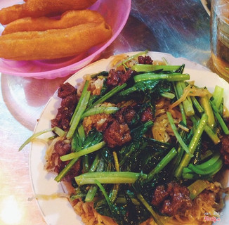 Phở xào thịt bò rau cải ngon tuyệt
