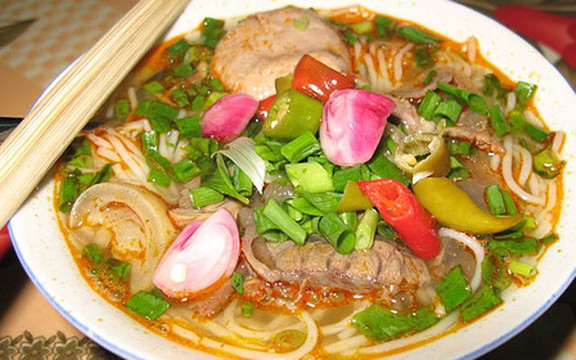 Bún Bò Huế Chị Hồng