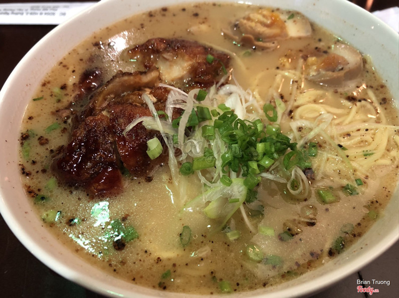 Mì ramen gà teriyaki