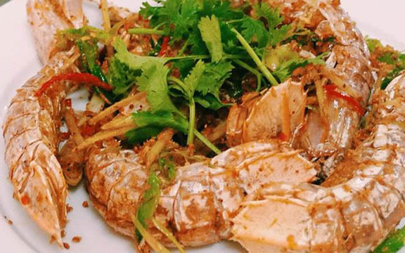 Cơm Phấn Tuyết