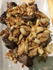 Sườn chiên tỏi