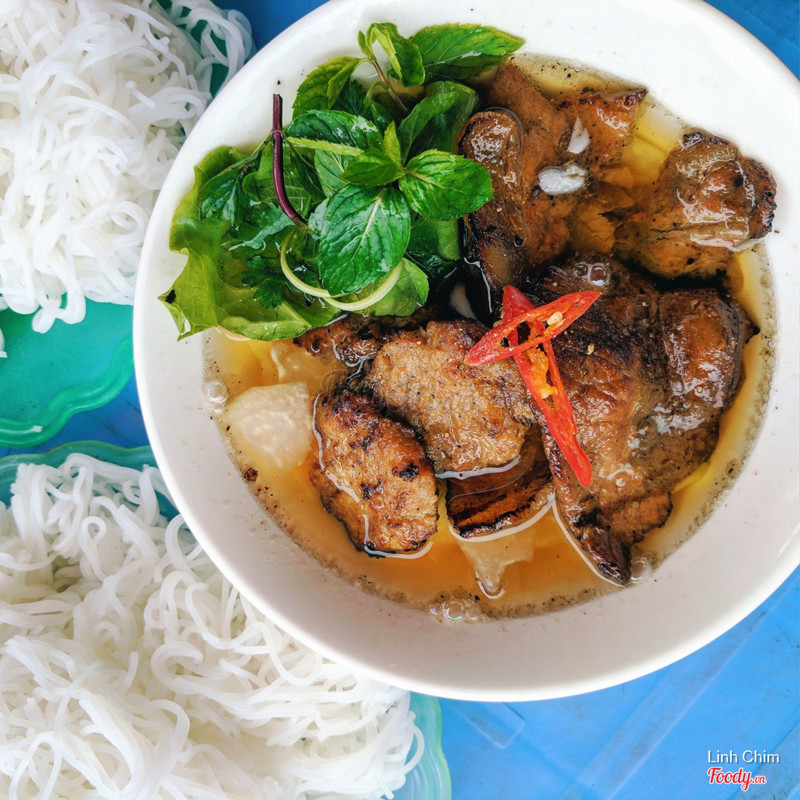 Bún chả ở 19 Chương Dương Độ