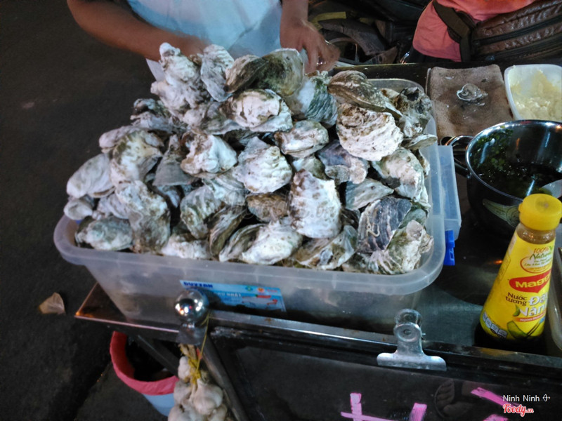 Hàu tươi nguyên chưa tách vỏ