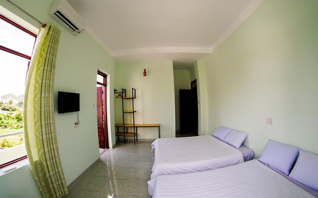 Birdnests Hotel