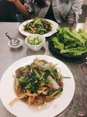 Phở xào giòn