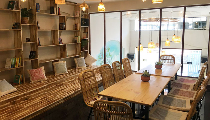 Cỏ Thơm Salon & Cafe - Đường Số 24