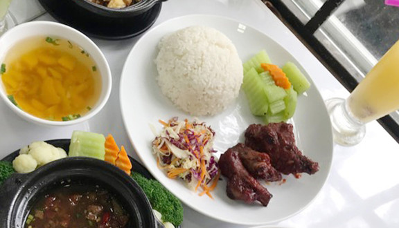 Cơm Tấm Bình Dân - Mã Lò