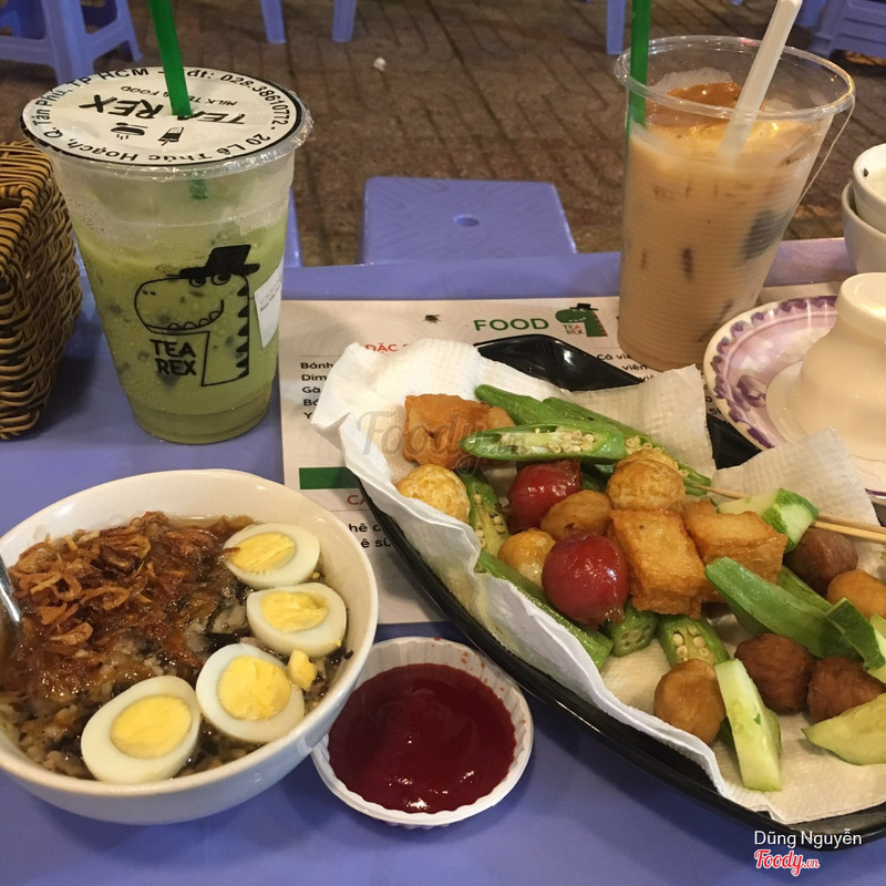 Bánh đúc siêu ngon, trà sữa và rau má ngon!!!
