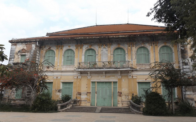 Dinh Tỉnh Trưởng