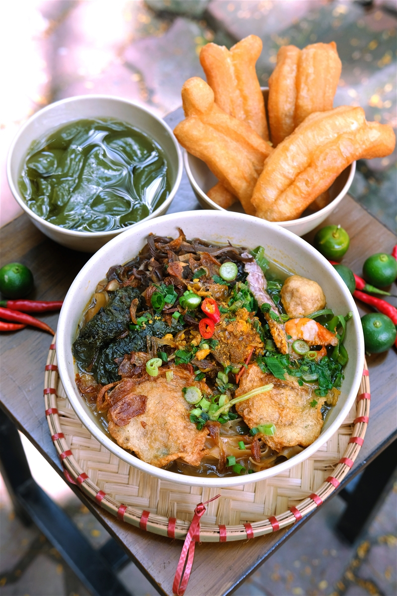 bánh đa cua hải phòng làm từ gì