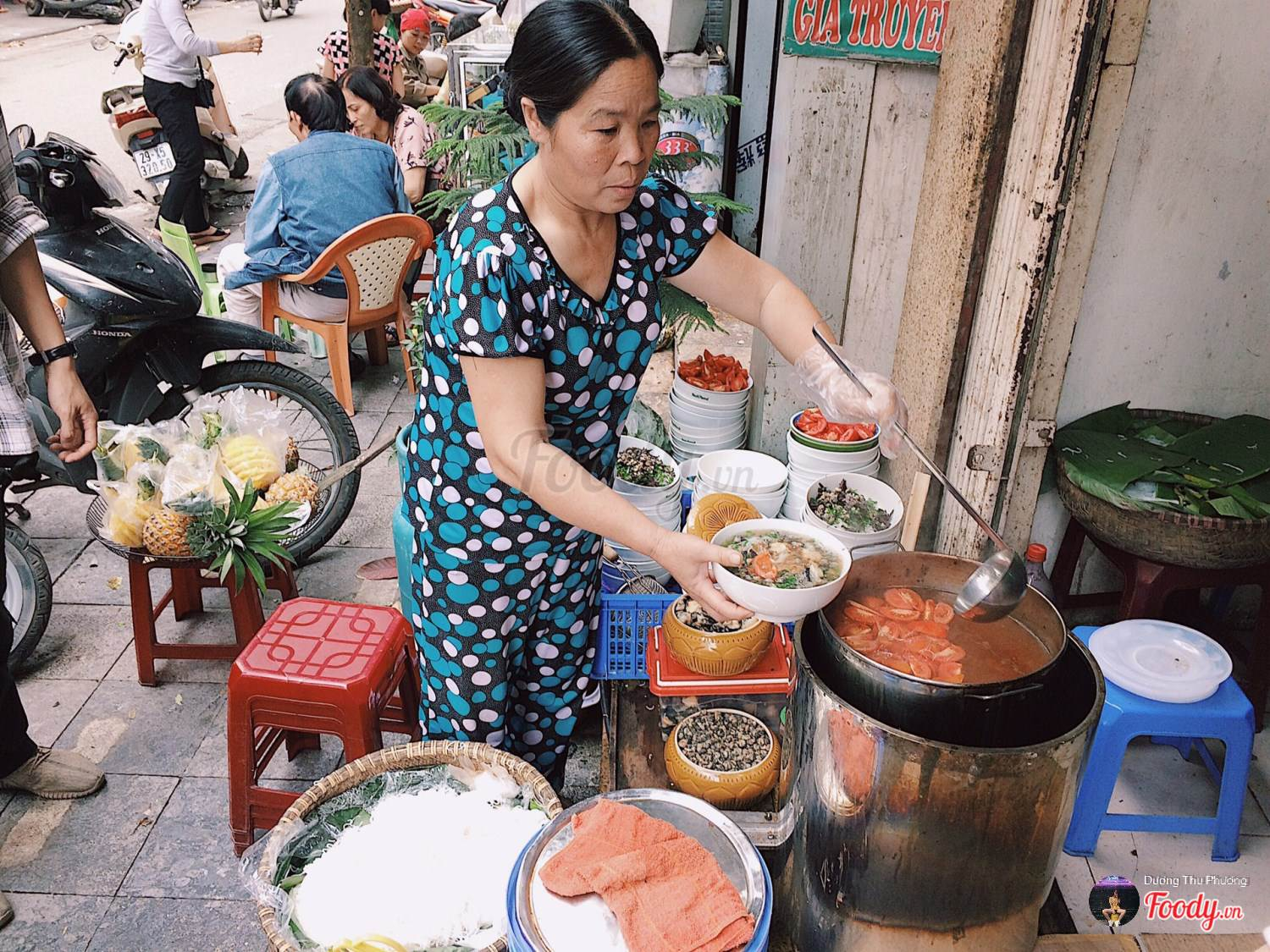 Bún ốc cô Huệ-Nguyễn Siêu