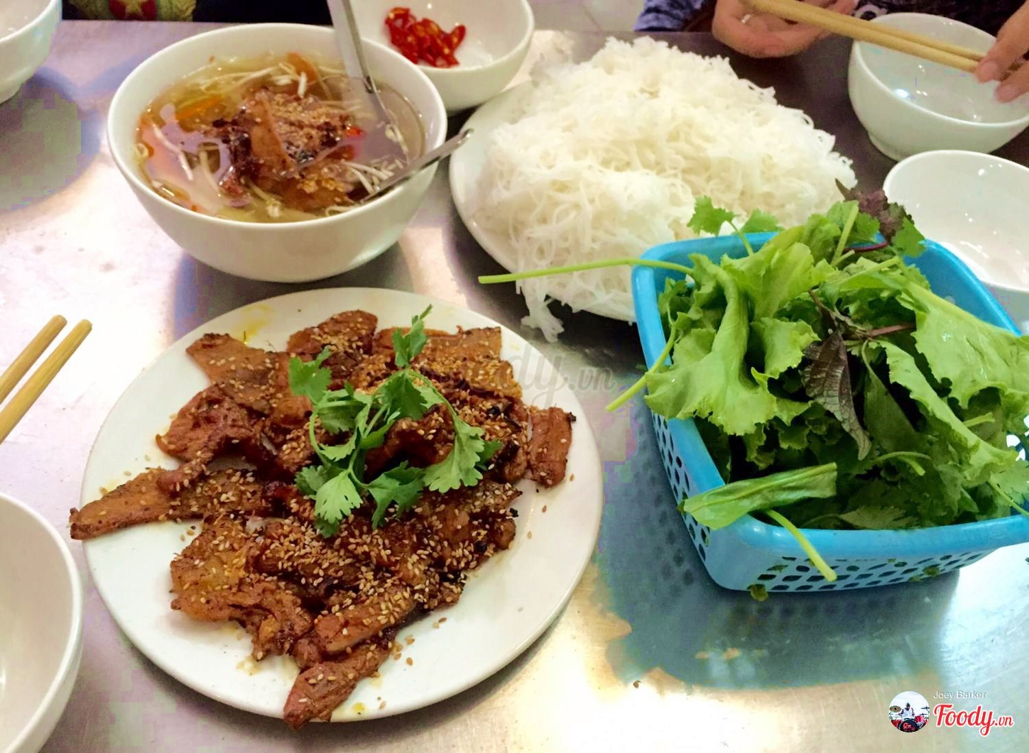 Bún chả cô Hạnh