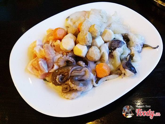 Rainbow buffet - Buffet ăn vặt tại Nhà hàng Cầu Vồng 3