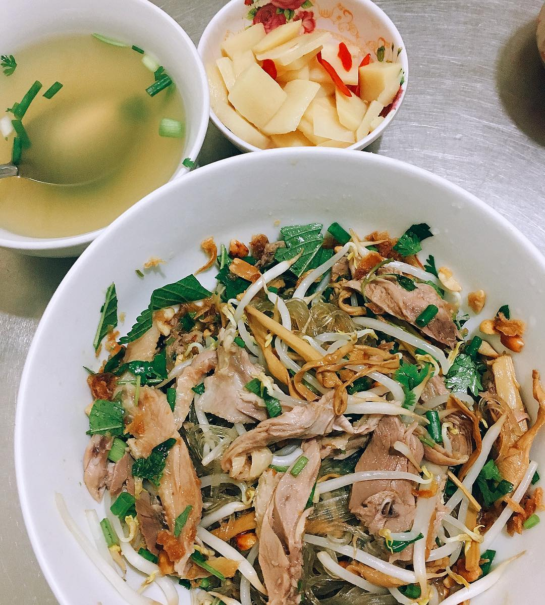 Bún miến ngan Cầu Giấy