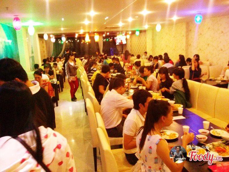 Rainbow buffet - Buffet ăn vặt tại Nhà hàng Cầu Vồng 4