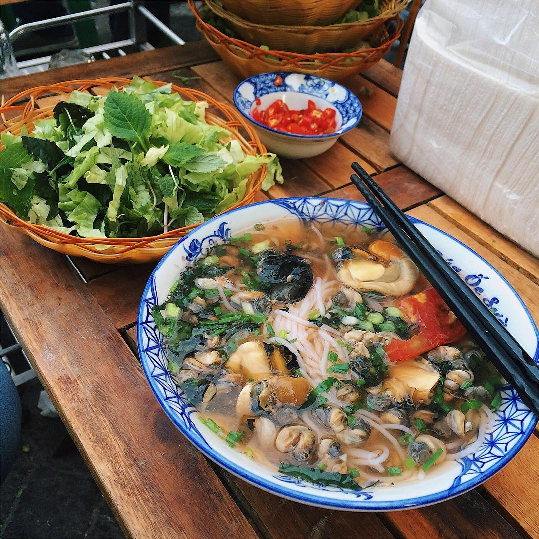 Bún ốc sườn-Hai Bà Trưng