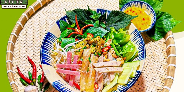 Bánh cuốn & Bún Khô Bình Định , Bánh Hỏi Heo Quay - 146 Nguyễn Văn Thủ